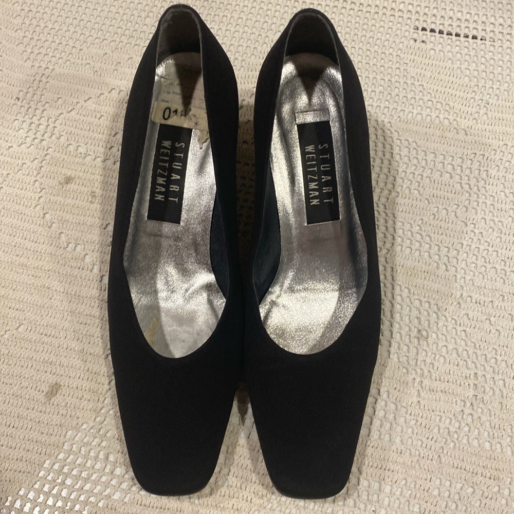 Stuart Weitzman Black Heels, Size 7B, EUC